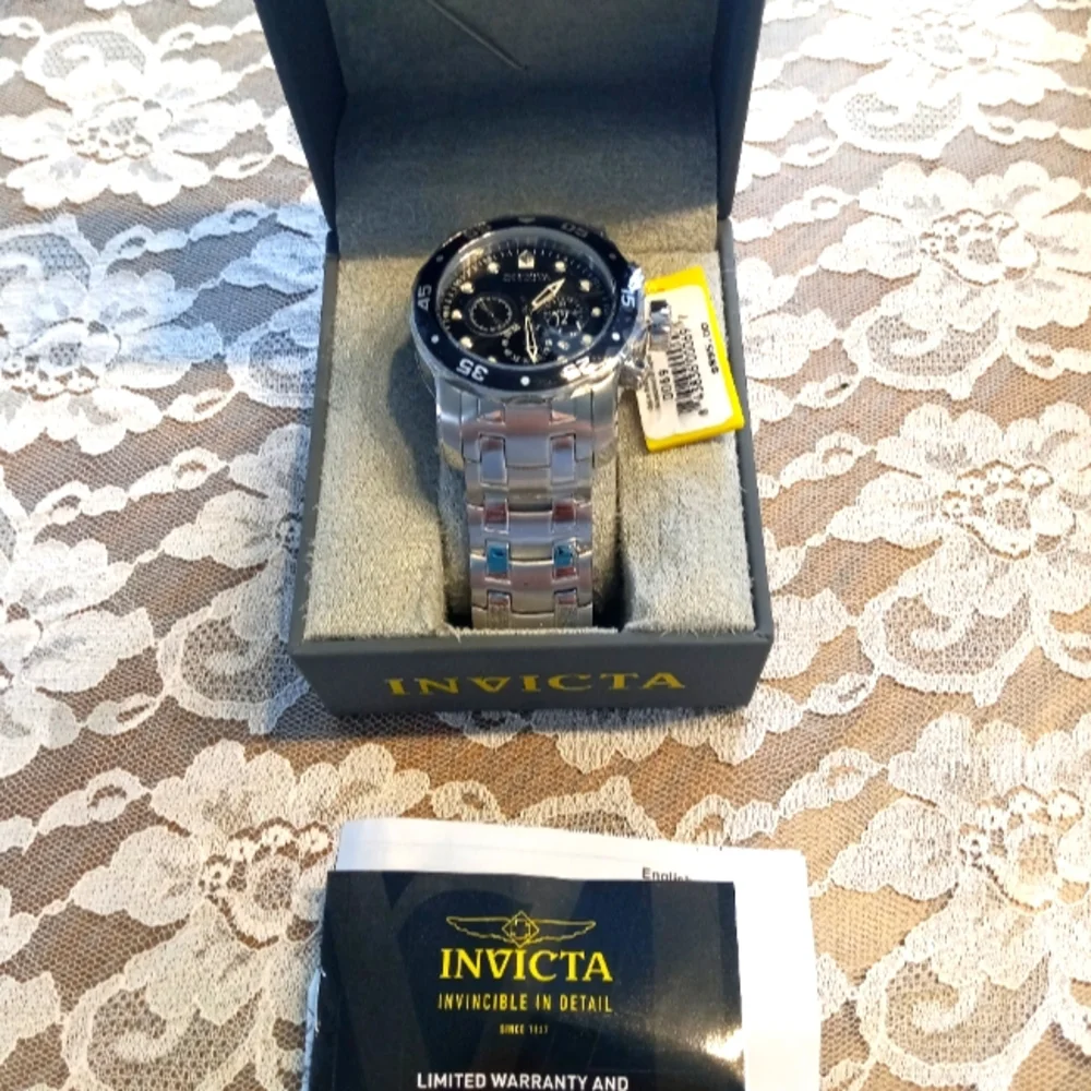 Invicta Men's Watch - Picture 1 of 4